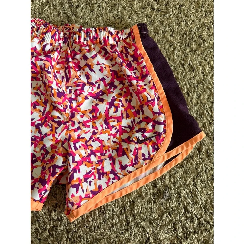 Nike‎ Girls Multicolor Running Shorts Size Medium
